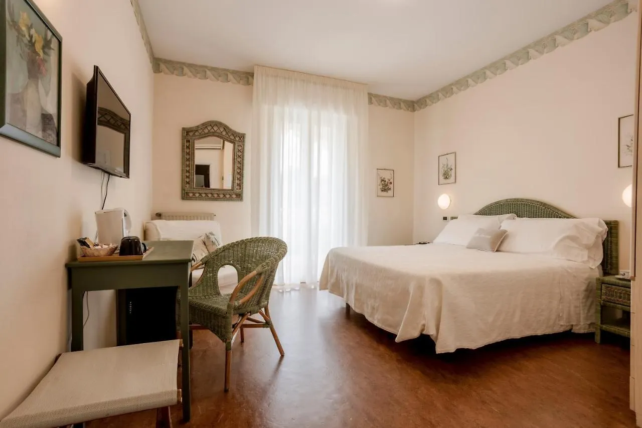Hotel Villa Arizona Milano Marittima